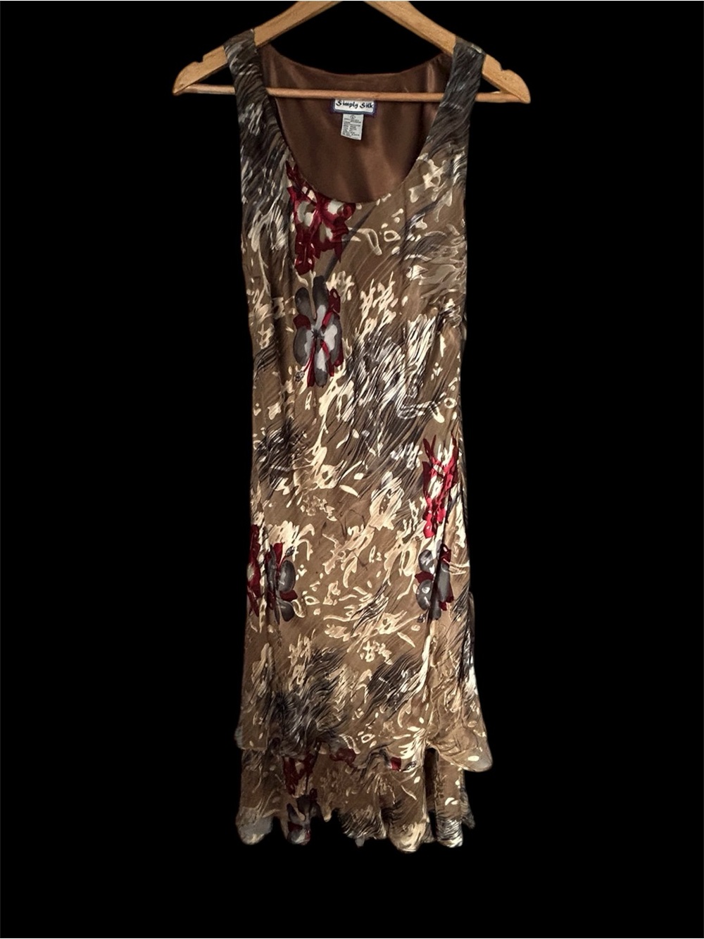 SIMPLY SILK Taupe Floral Dress with Red and Gray Accents, Matching Shawl, Large. - Picture 7 of 10